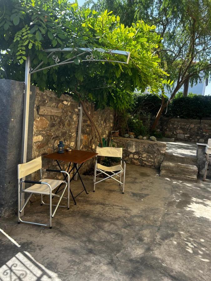Studio In Old Town Of Mytilene Apartment Екстериор снимка