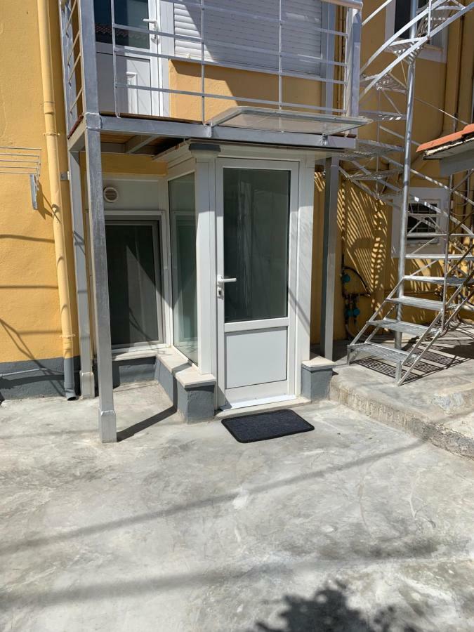 Studio In Old Town Of Mytilene Apartment Екстериор снимка